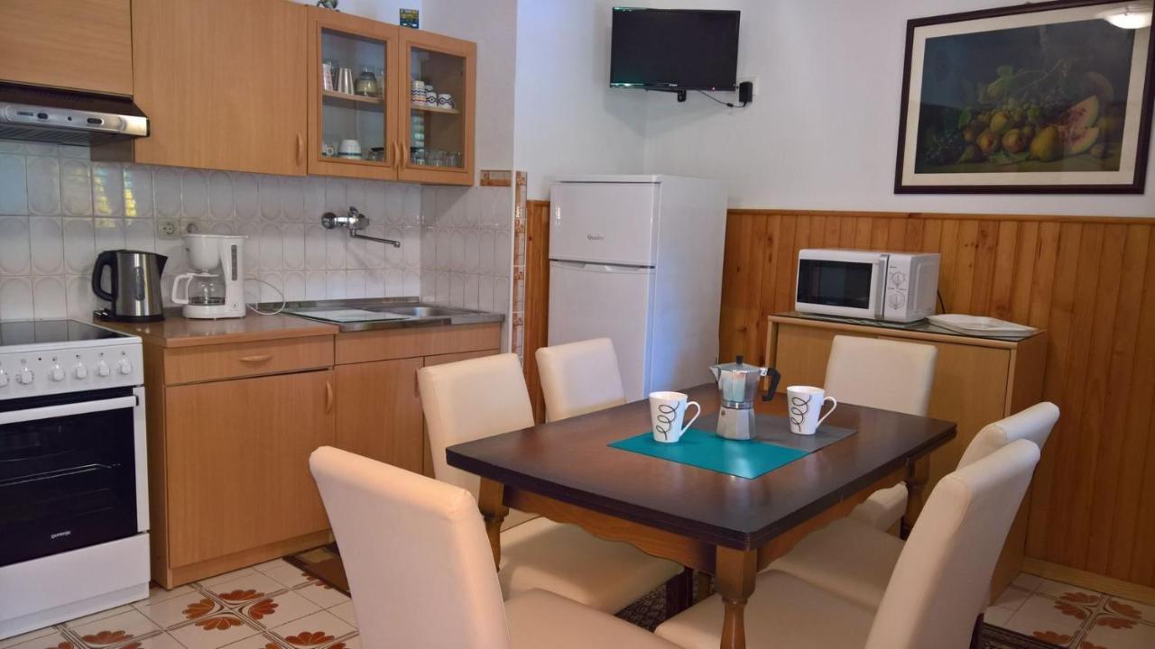Apartments Trupec Malinska Eksteriør bilde