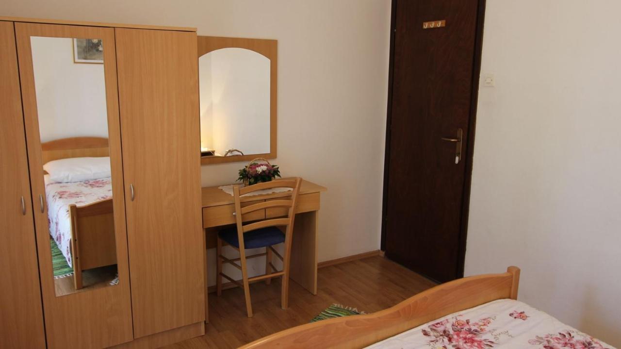 Apartments Trupec Malinska Eksteriør bilde